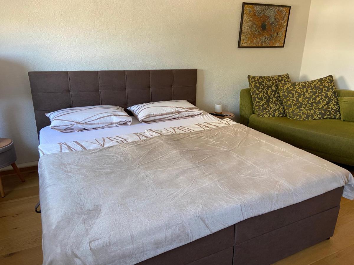 Schoene Ferienwohnung Mit Kostenlosem Parkplatz Cottbus Luaran gambar