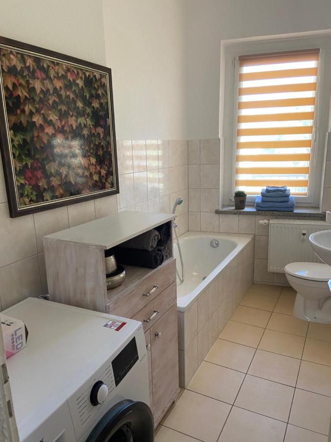 Schoene Ferienwohnung Mit Kostenlosem Parkplatz Cottbus Luaran gambar