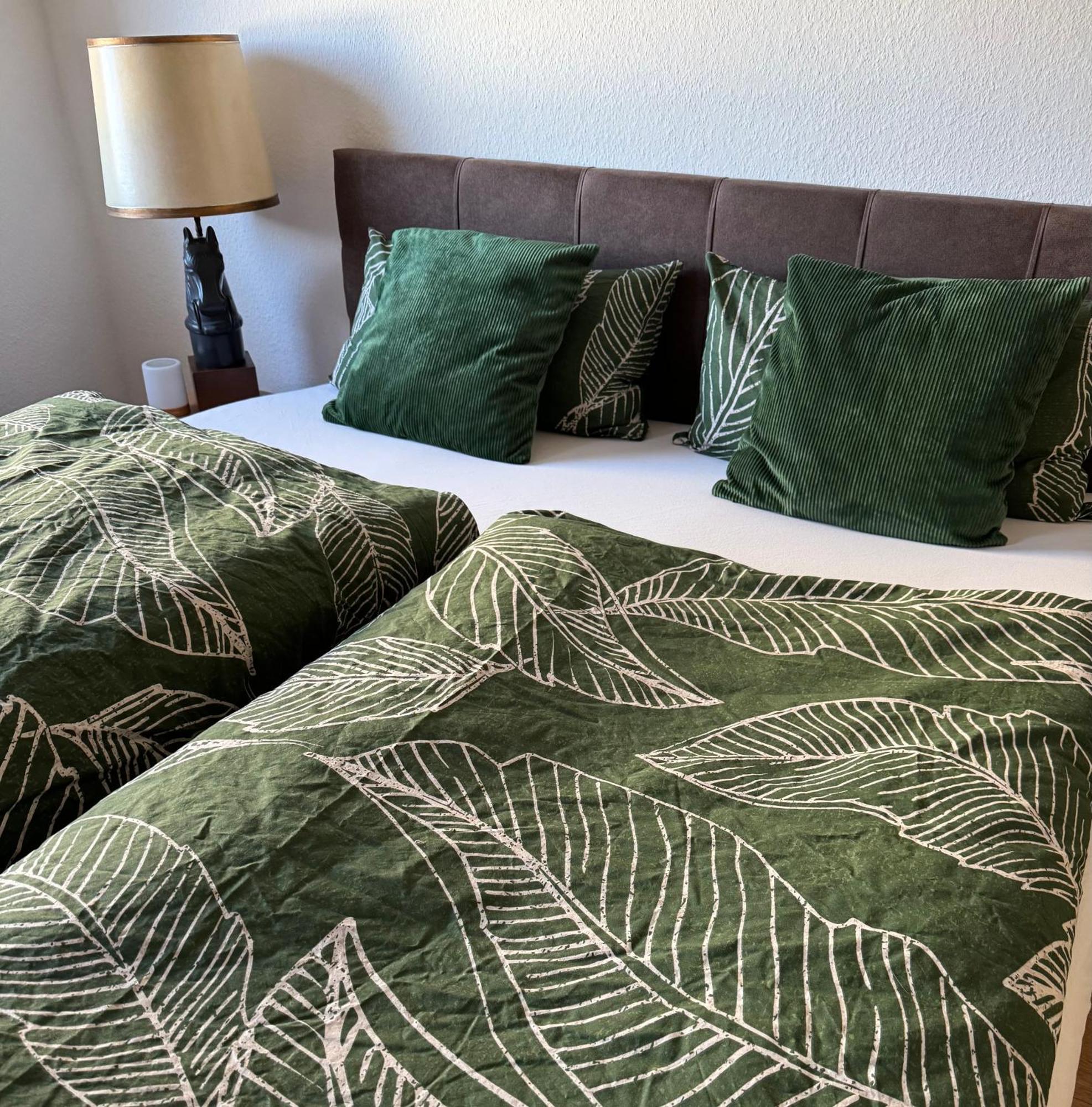 Schoene Ferienwohnung Mit Kostenlosem Parkplatz Cottbus Luaran gambar